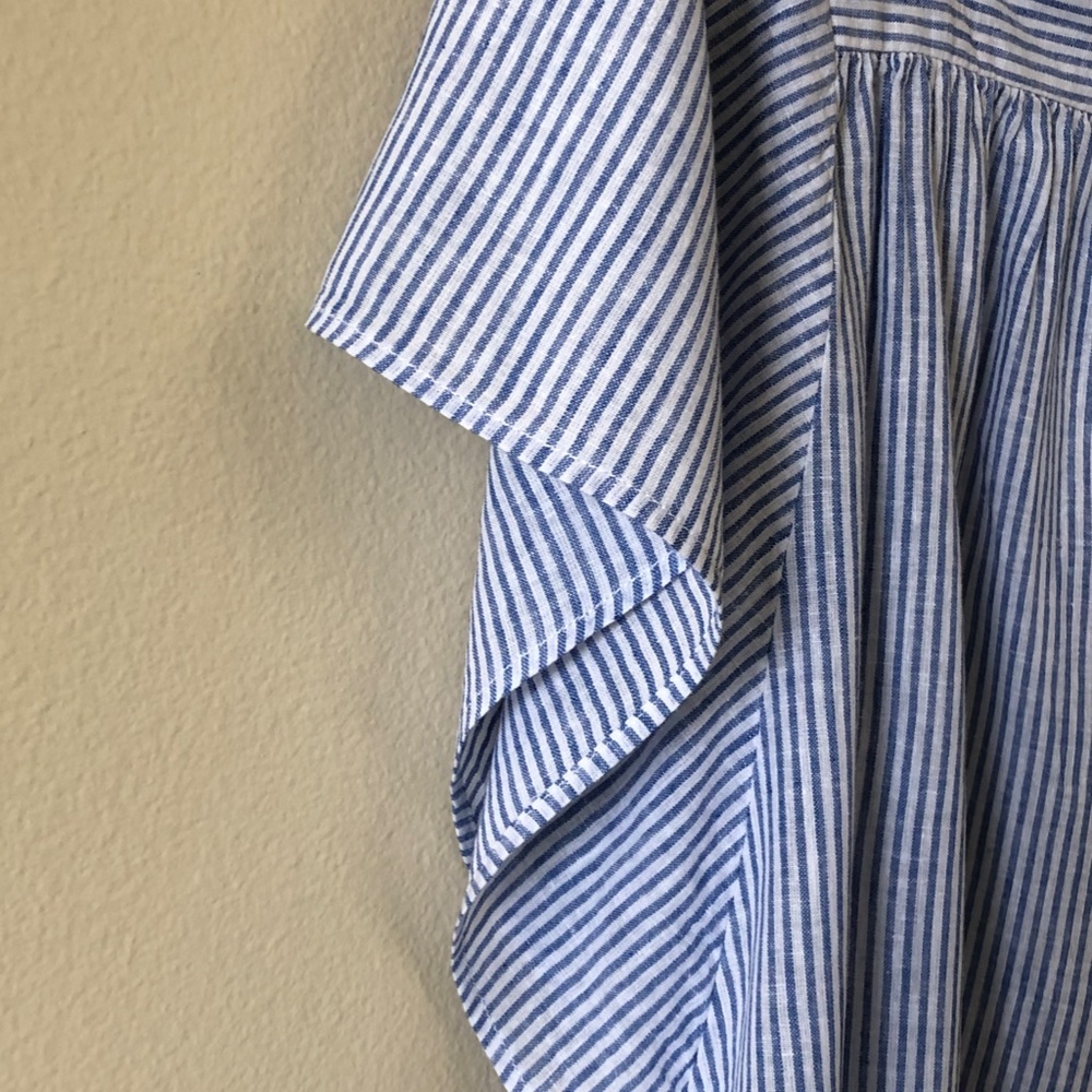 Beachlunchlounge Linen Striped Top - Picture 9 of 10